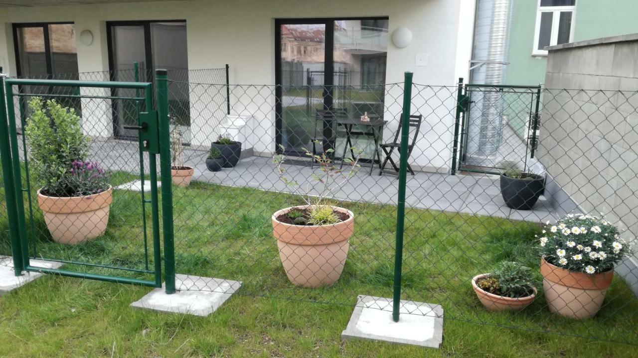 Apartment Potter Brno Esterno foto